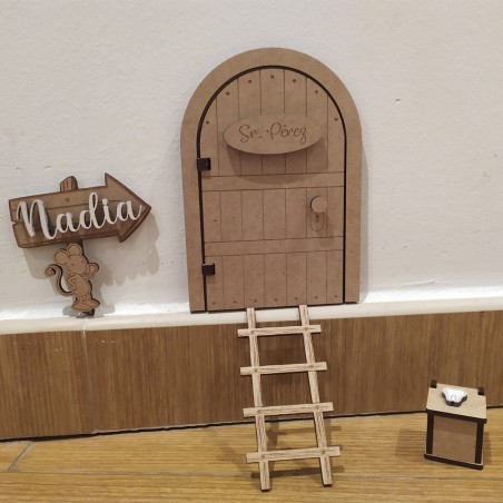 Puerta ratoncito Pérez personalizada con nombre, se puede abrir y con ...
